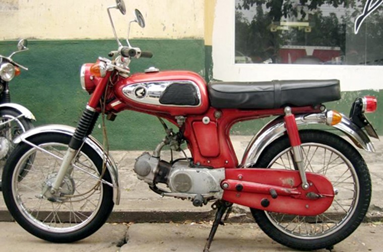 Honda 67  chiếc xe côn tay huyền thoại đầu tiên