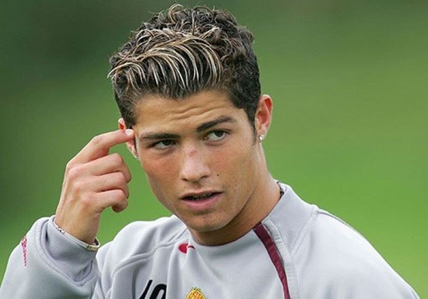 17 kiểu tóc của Ronaldo