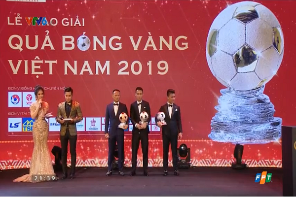 Qua Bong Vang Viet Nam 2019 xuong danh Dung 