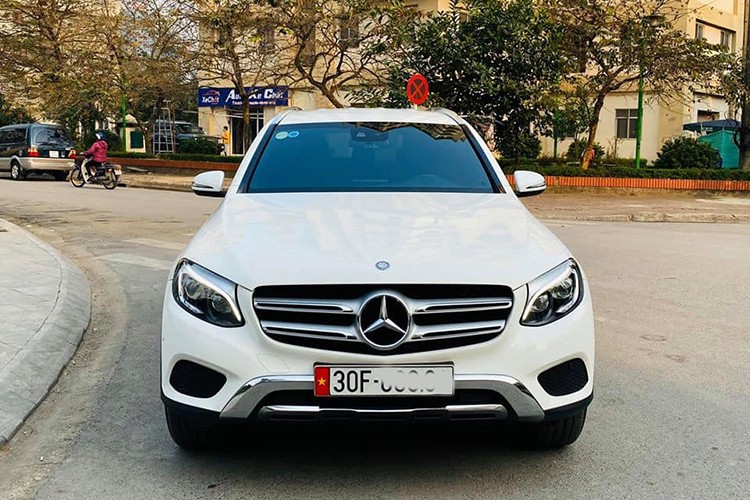 Có nên mua Mercedes-Benz GLC 250 cũ hơn 1,5 tỷ ở Hà Nội