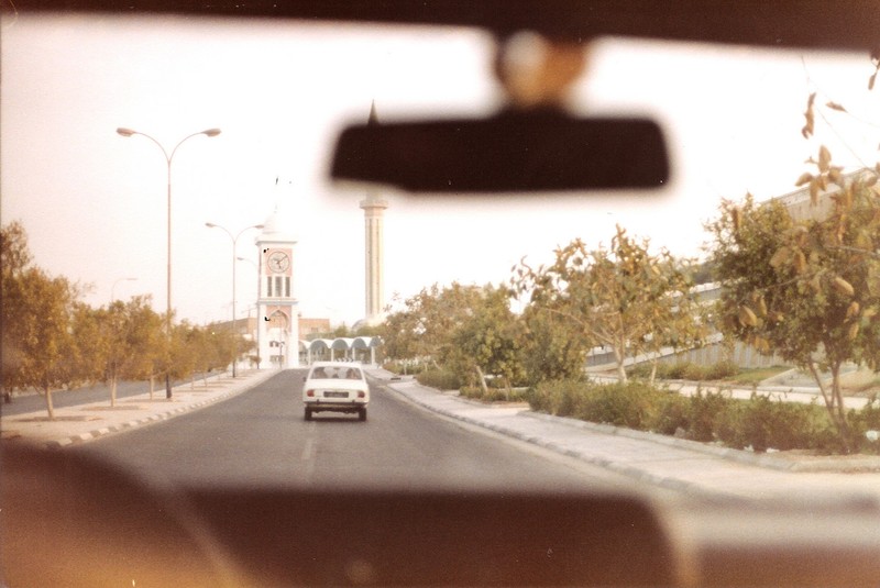 Loat anh quy hiem ve dat nuoc Qatar thap nien 1980 (2)-Hinh-13