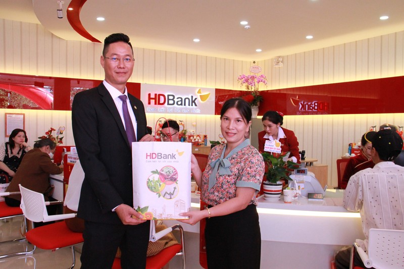 HDBank Dak Bla – dong song chay nguoc vun dap dai ngan-Hinh-2