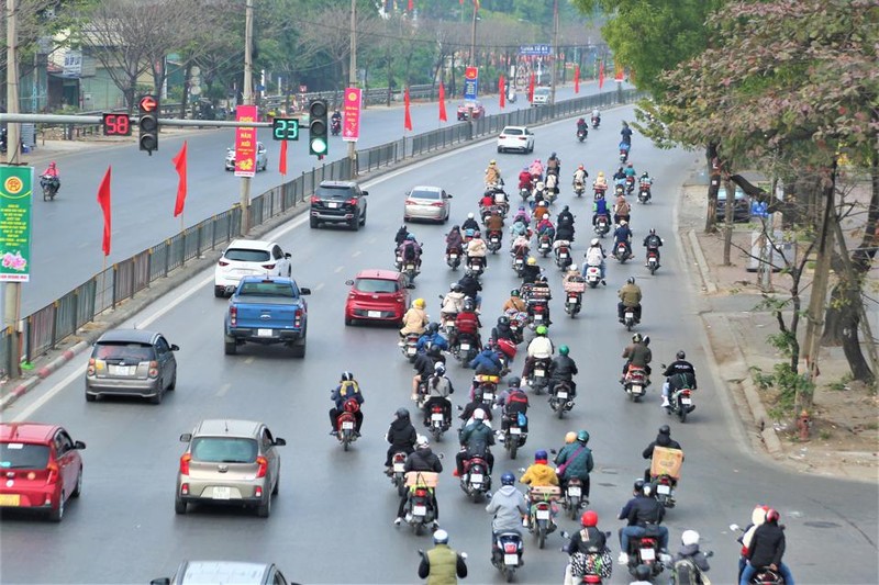 Hanging with people's nerves due to the return of autumn following Tet-Hinh-4