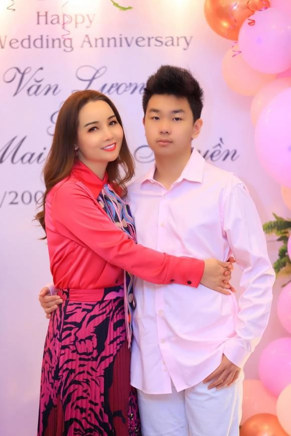 Ba Anh's first son - Mai Thu Huyen following 20 years-Hinh-8