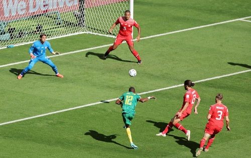 Thuy Si 1-0 Cameroon: “Ki si day Alps” thi dau chua dung suc-Hinh-6