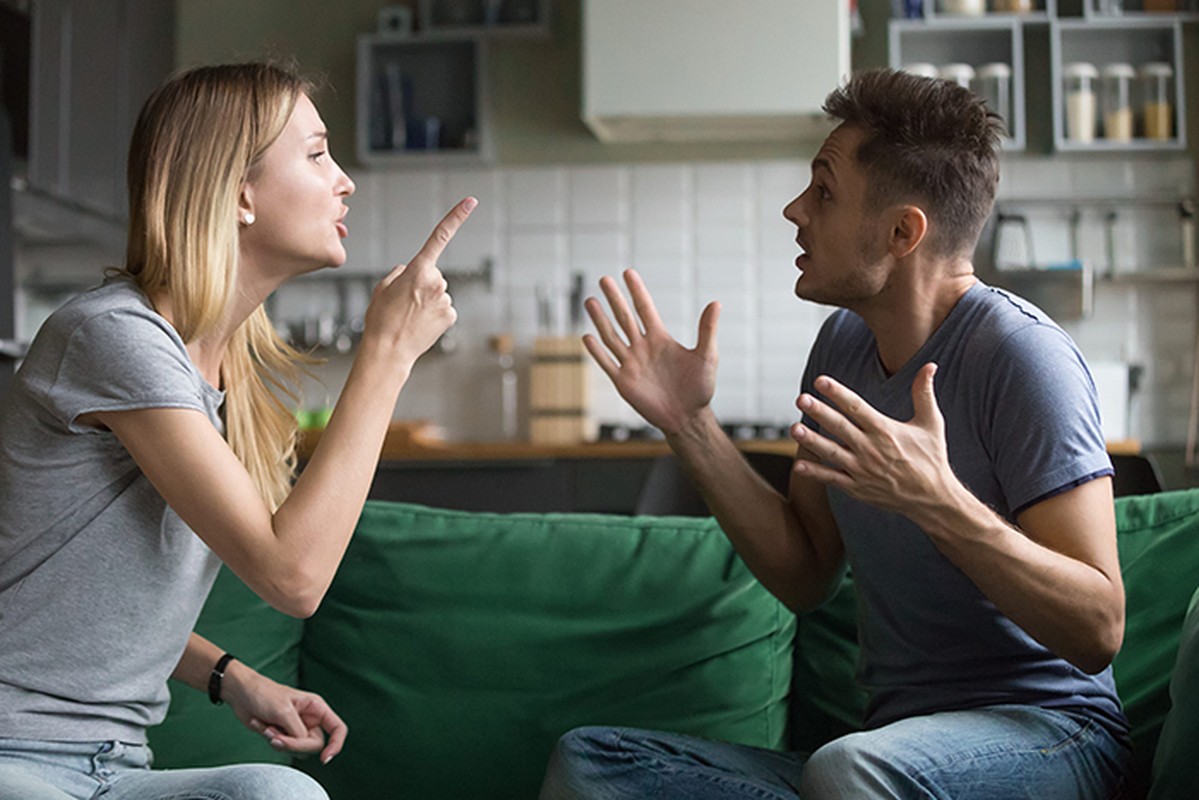 Có 3 dấu hiệu này, cẩn thận phong thủy nhà bạn đang bị phá hủy - Hình 6 Co 3 dau hieu nay, can than phong thuy nha ban dang bi pha huy-Hinh-6