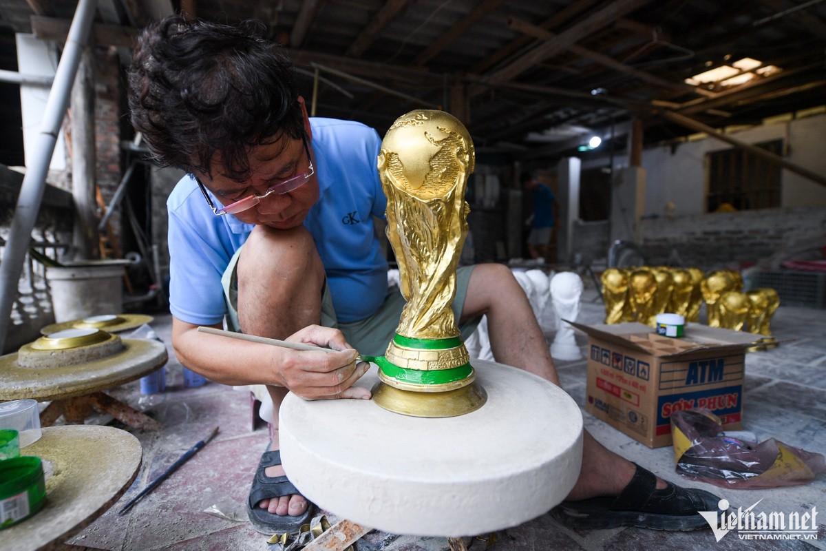 'Cúp vàng' Qatar 2022 giá 70.000 đồng tại Hà Nội-Hinh-7