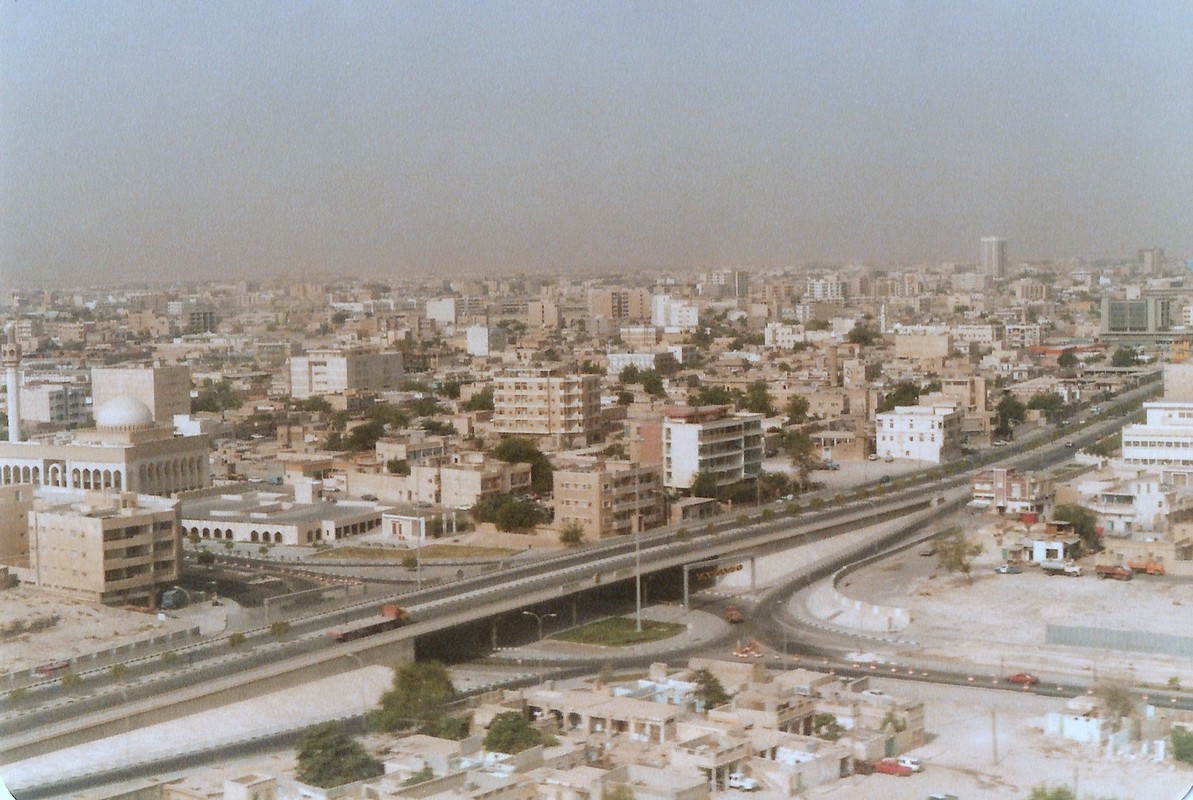 Loat anh quy hiem ve dat nuoc Qatar thap nien 1980 (1)-Hinh-2