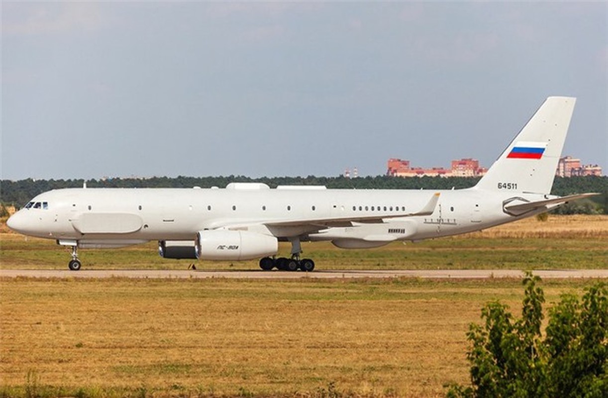 Nga dieu may bay trinh sat Tu-214R vao chien truong Ukraine-Hinh-13