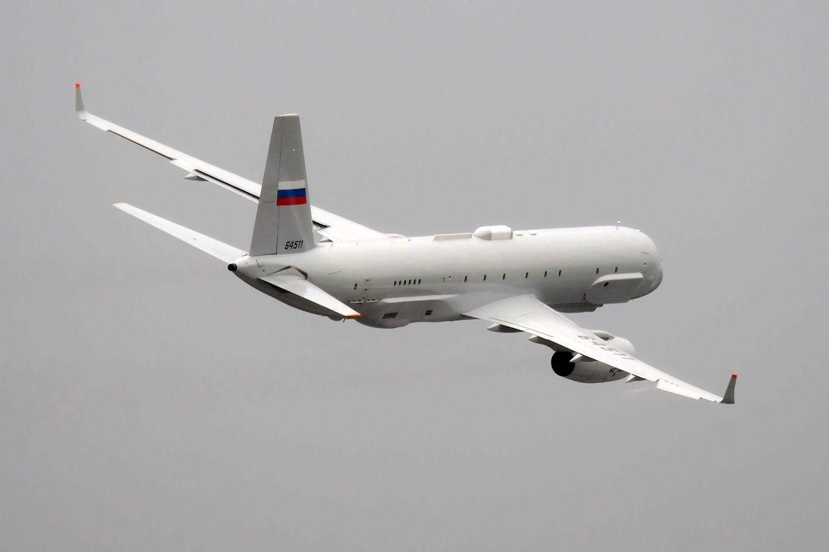 Nga dieu may bay trinh sat Tu-214R vao chien truong Ukraine-Hinh-14
