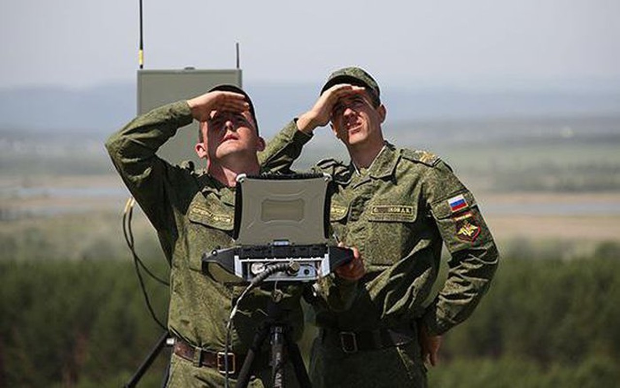 Xem UAV Lancet "đuổi cùng diệt tận" tên lửa phòng không S-300 - Hình 11 Xem UAV Lancet