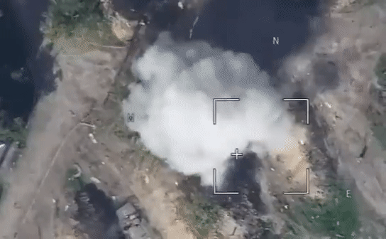 Nga bắt đầu sử dụng UAV Lancet tấn công xe tăng Ukraine - Hình 5 Nga bat dau su dung UAV Lancet tan cong xe tang Ukraine-Hinh-5