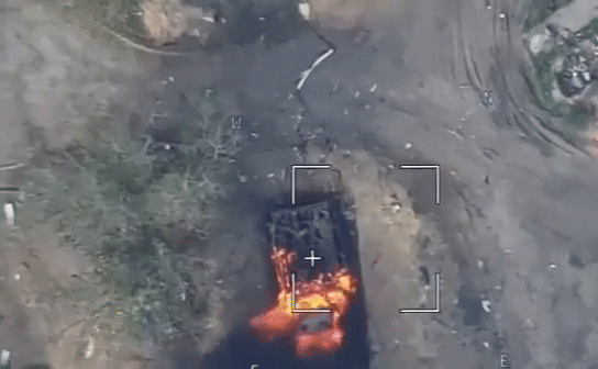 Nga bắt đầu sử dụng UAV Lancet tấn công xe tăng Ukraine - Hình 6 Nga bat dau su dung UAV Lancet tan cong xe tang Ukraine-Hinh-6