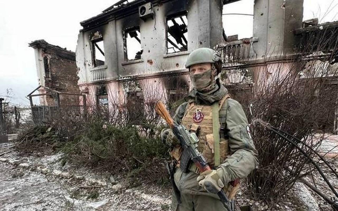 Lữ đoàn đặc nhiệm 46 Ukrainetại Soledar rơi vào thế khó? - Hình 12 Lu doan dac nhiem 46 Ukrainetai Soledar roi vao the kho?-Hinh-12