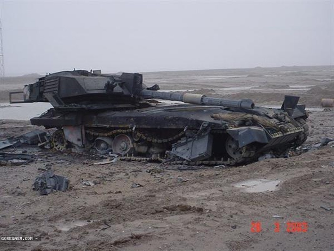Ukraine chưa nhận xe tăng phương Tây, CNN đã dội gáo nước lạnh - Hình 16 Ukraine chua nhan xe tang phuong Tay, CNN da doi gao nuoc lanh-Hinh-16