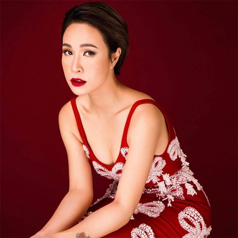 Sau 12 nam doat quan quan Vietnam Idol, Uyen Linh thay doi ra sao?-Hinh-3