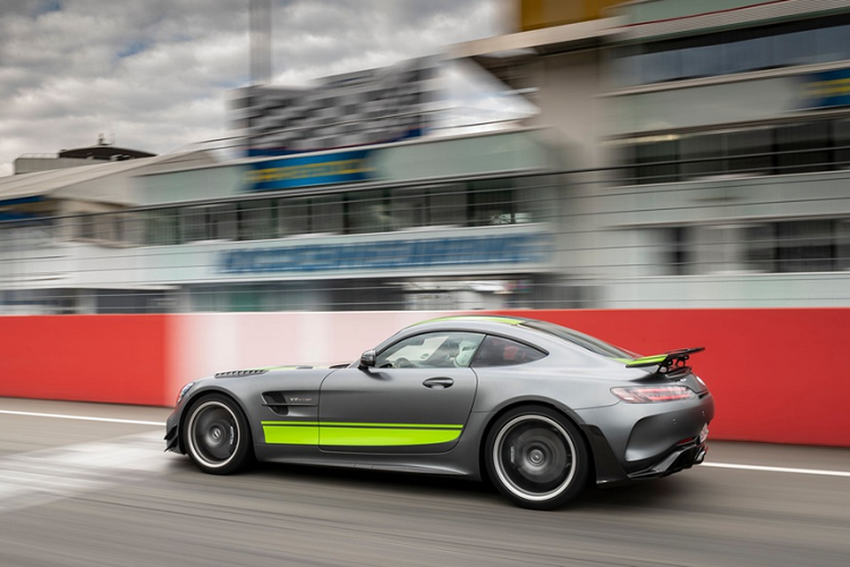 Mercedes-AMG GT R Pro 2021 hon 7,3 ty dong tai Australia