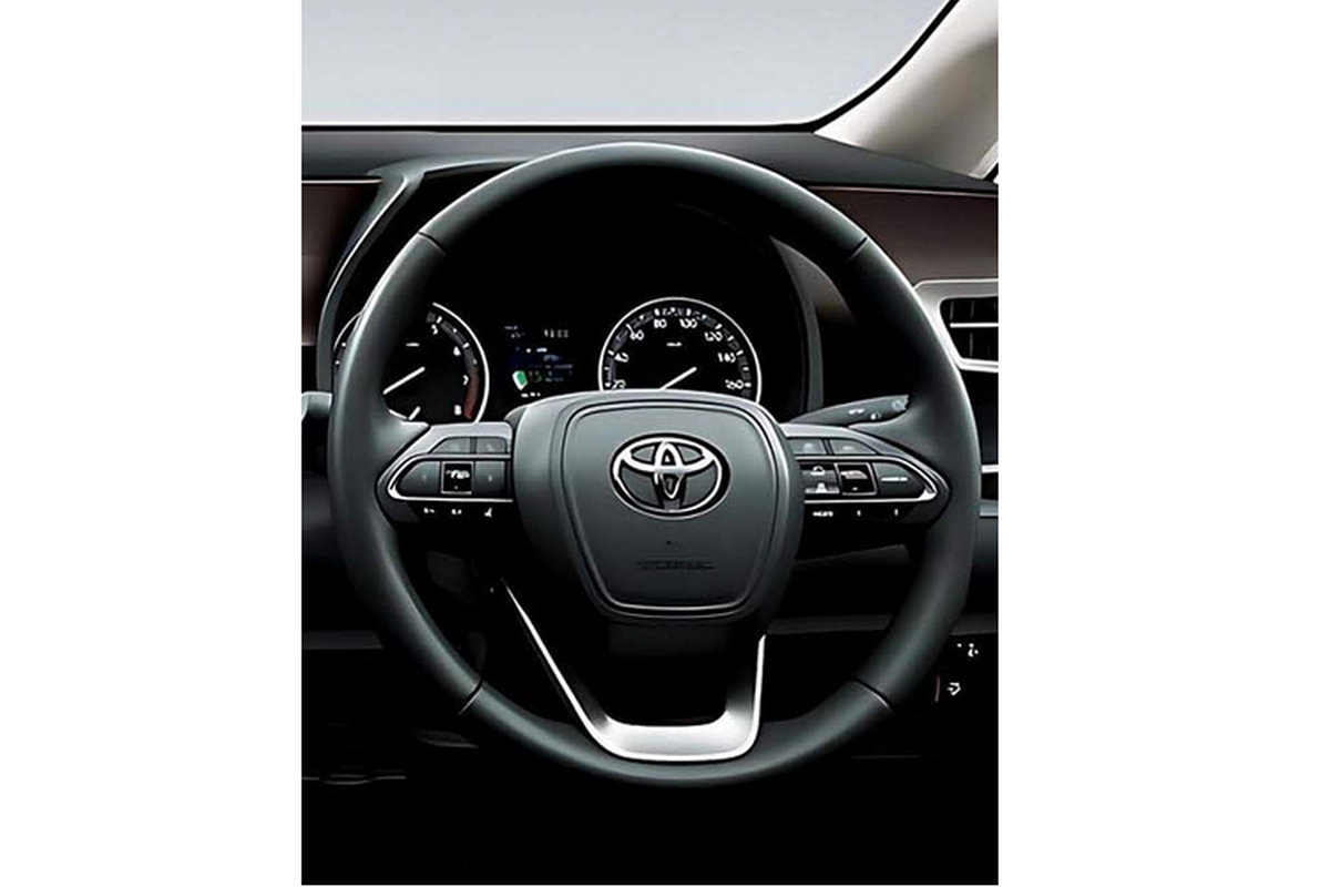 Toyota Innova 2023 lo dien 