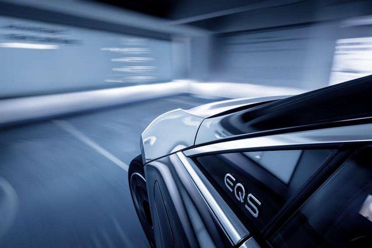 Hệ thống đỗ xe không người lái đầu tiên cấp phép cho Mercedes-Benz - Hình 7 He thong do xe khong nguoi lai dau tien cap phep cho Mercedes-Benz-Hinh-7