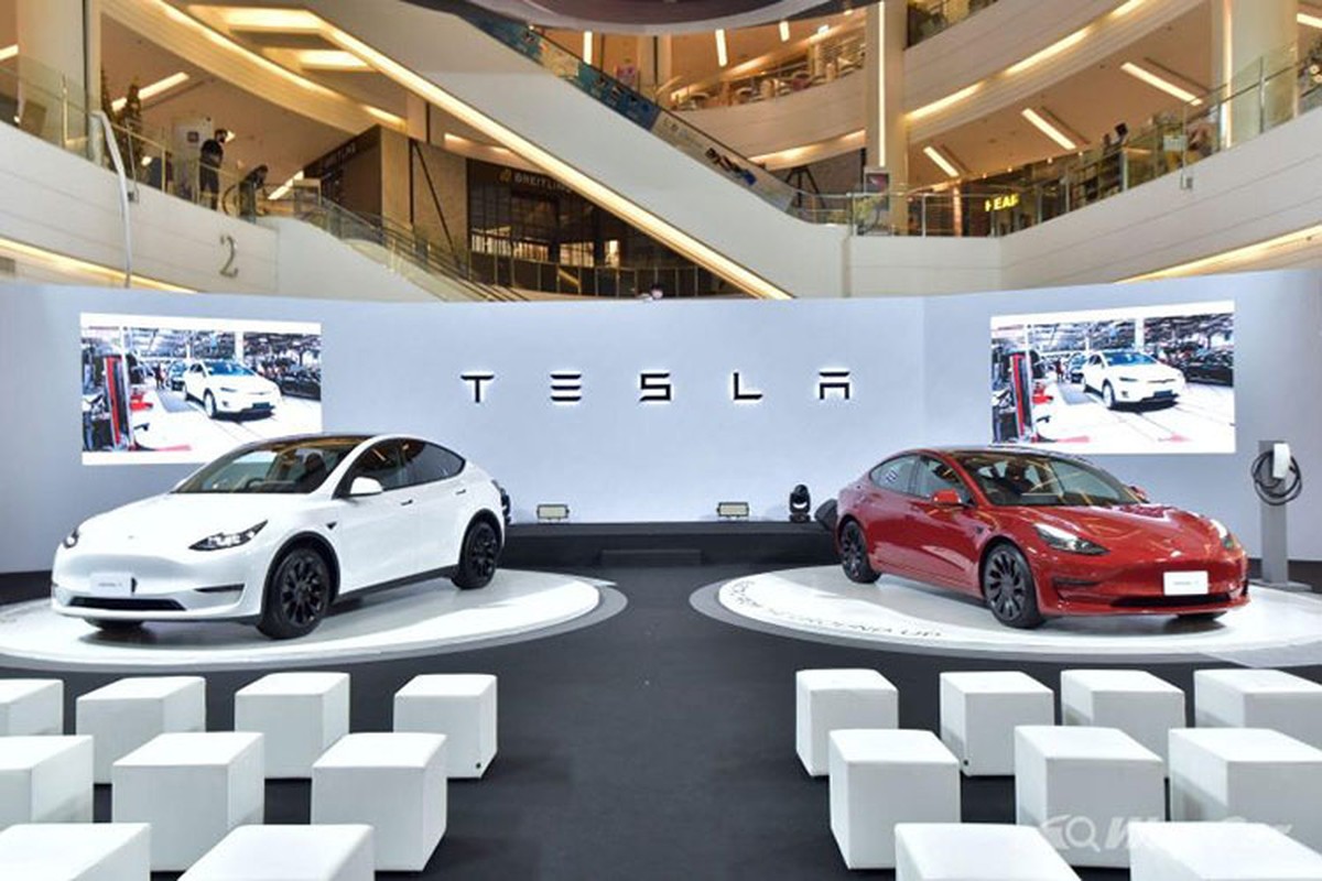 Tesla Model 3 ra mat Thai Lan, re ngang Toyota Camry o Viet Nam-Hinh-2