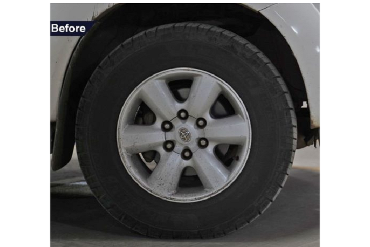Toyota Fortuner đời đầu "cổ lỗ sĩ" độ xe dân chơi sang chảnh Lexus - Hình 2 Toyota Fortuner doi dau