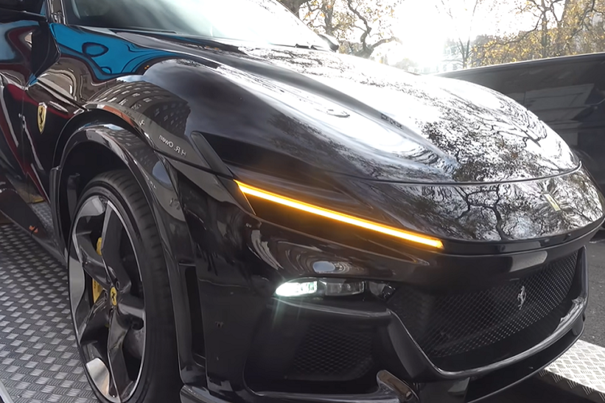 Ferrari Purosangue triệu đô lần đầu "bát phố", đắt gấp đôi Lamborghini Urus - Hình 6 Ferrari Purosangue trieu do lan dau