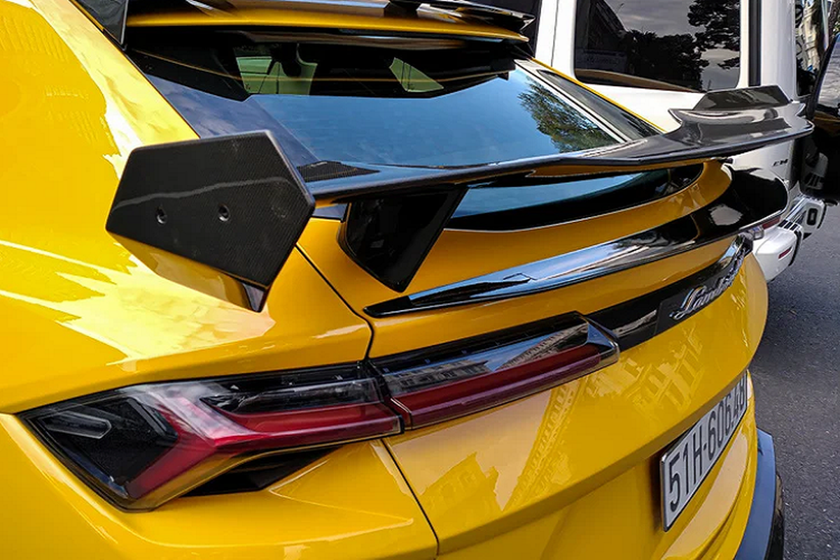Dân chơi Sài Gòn chi hơn 3 tỷ độ Lamborghini Urus hơn 20 tỷ đồng - Hình 6 Dan choi Sai Gon chi hon 3 ty do Lamborghini Urus hon 20 ty dong-Hinh-6