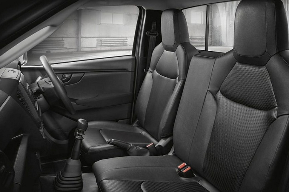 Isuzu D-Max 2023 siêu rẻ không có ABS, chưa đến 400 triệu đồng - Hình 3 Isuzu D-Max 2023 sieu re khong co ABS, chua den 400 trieu dong-Hinh-3
