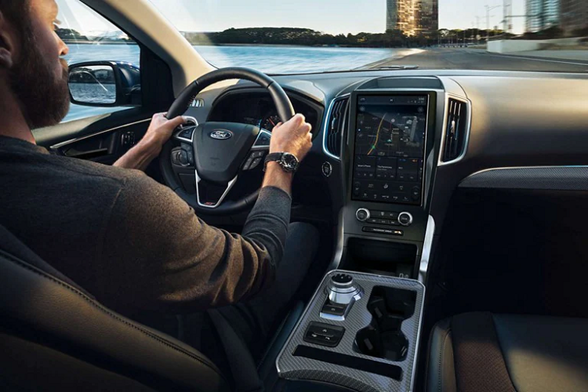 Ford Edge 2023 tiết kiệm xăng lộ diện, ra mắt tháng cuối năm 2022 - Hình 5 Ford Edge 2023 tiet kiem xang lo dien, ra mat thang cuoi nam 2022-Hinh-5