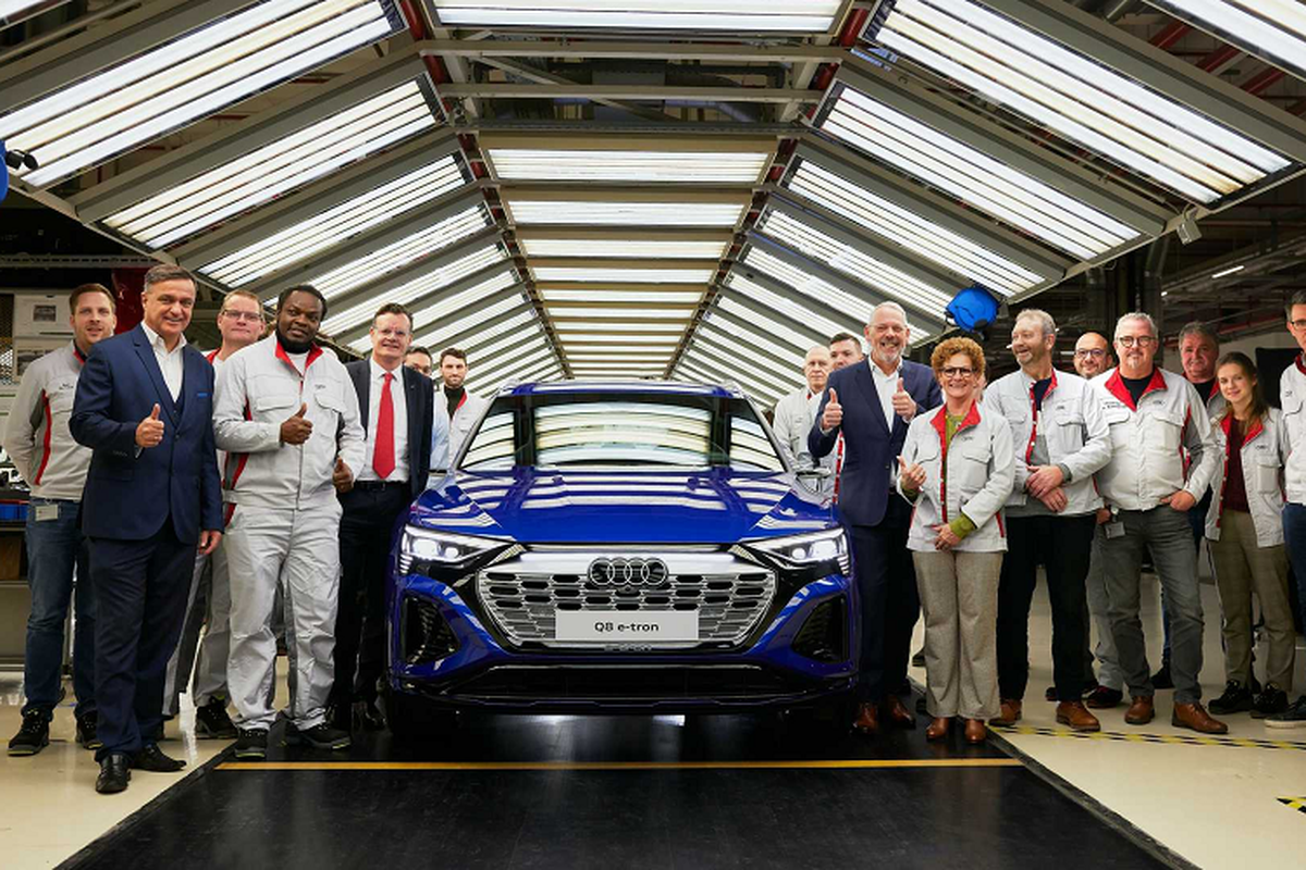 Audi Q8 E-Tron và Q8 E-Tron Sportback 2023 sản xuất tại Brussels, Bỉ Audi Q8 E-Tron va Q8 E-Tron Sportback 2023 san xuat tai Brussels, Bi