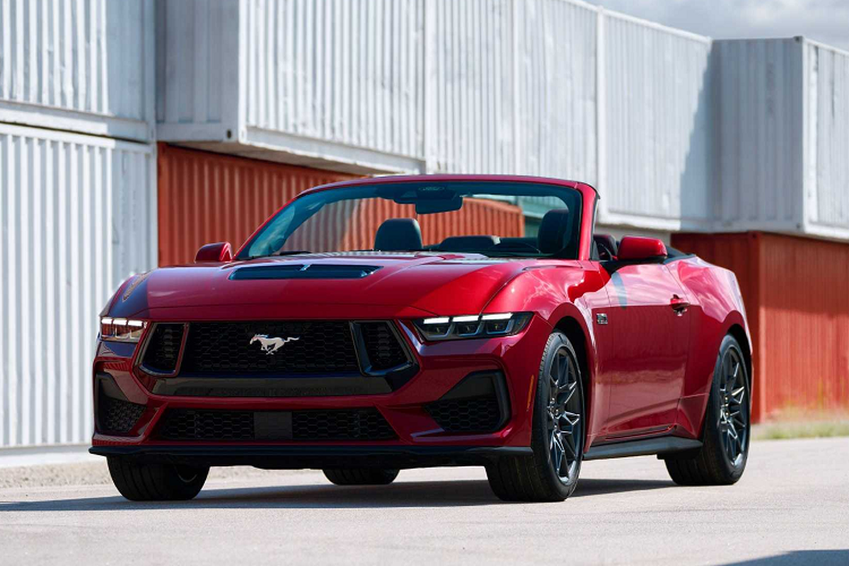 Ford Mustang Dark Horse 2024 mới sở hữu sức mạnh tới 500 mã lực - Hình 8 Ford Mustang Dark Horse 2024 moi so huu suc manh toi 500 ma luc-Hinh-8