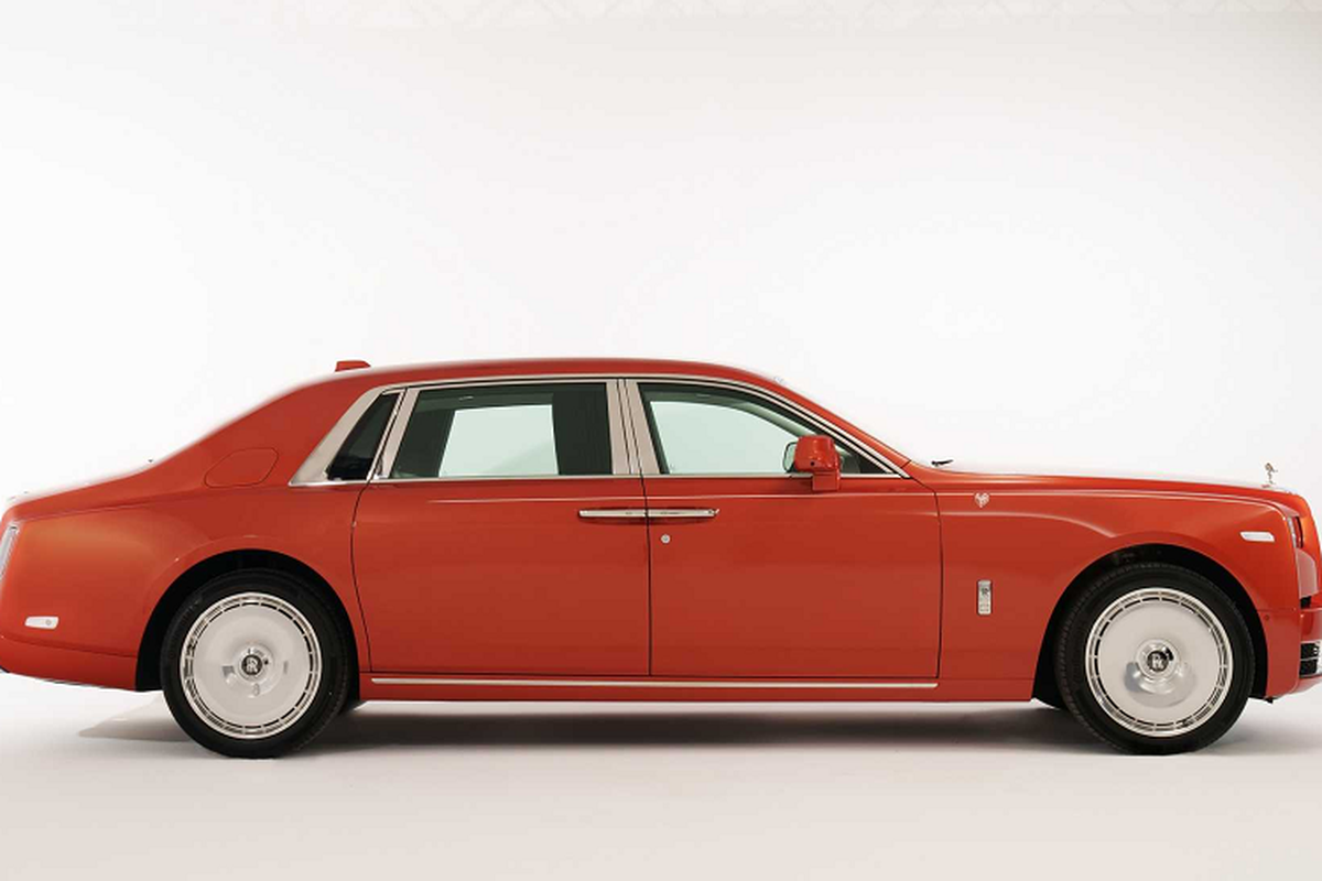 "Soi" dàn xe Rolls-Royce Phantom siêu sang từ nghệ nhân Sacha Jafri - Hình 9