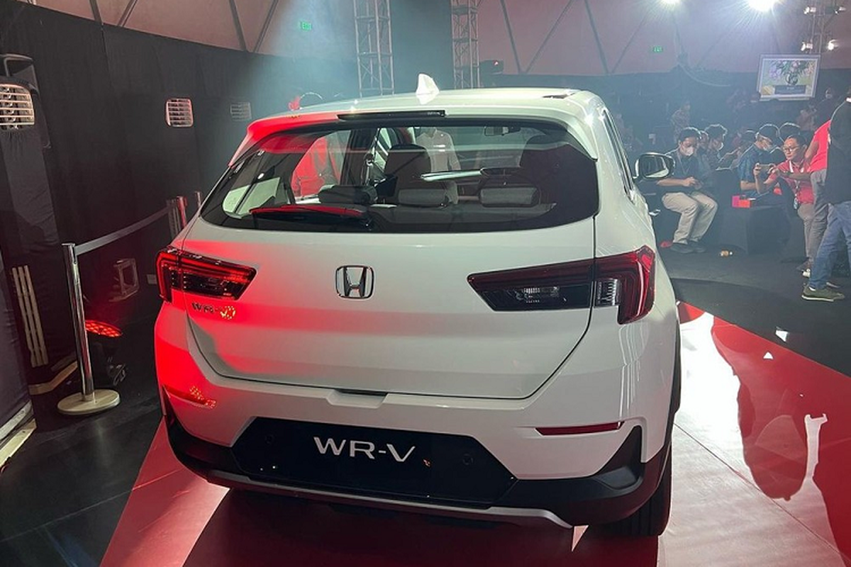 Honda WR-V 2023 - SUV hạng A từ 416 triệu đồng đang cháy hàng - Hình 12 Honda WR-V 2023 - SUV hang A tu 416 trieu dong dang chay hang-Hinh-12