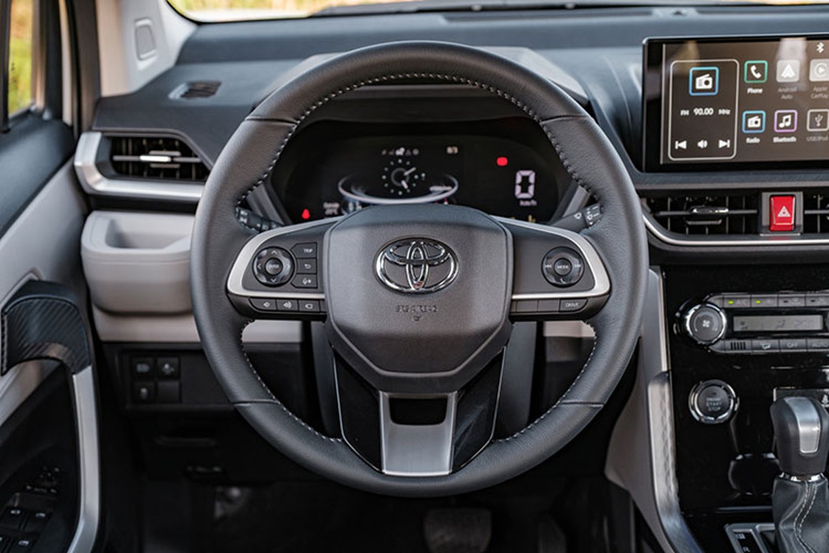 Chi tiết Toyota Veloz Cross và Avanza Premio giá rẻ lắp ráp Việt Nam - Hình 3 Chi tiet Toyota Veloz Cross va Avanza Premio gia re lap rap Viet Nam-Hinh-3