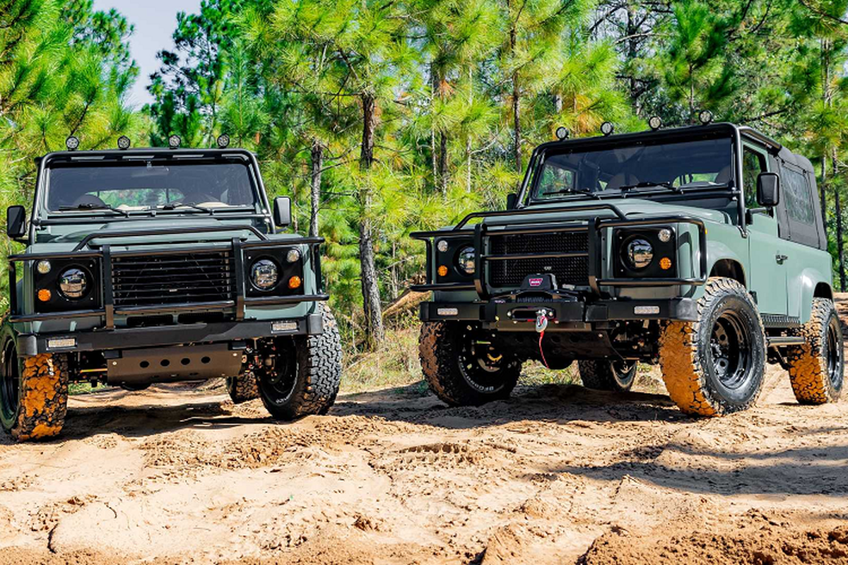 Ngắm bộ đôi Land Rover Defender 90 Restomod "hàng thửa" từ ECD - Hình 2 Ngam bo doi Land Rover Defender 90 Restomod