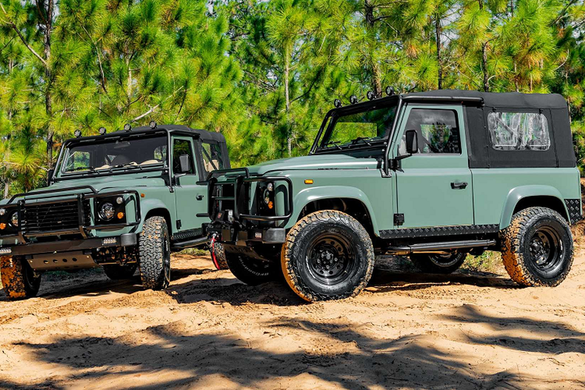 Ngắm bộ đôi Land Rover Defender 90 Restomod "hàng thửa" từ ECD Ngam bo doi Land Rover Defender 90 Restomod
