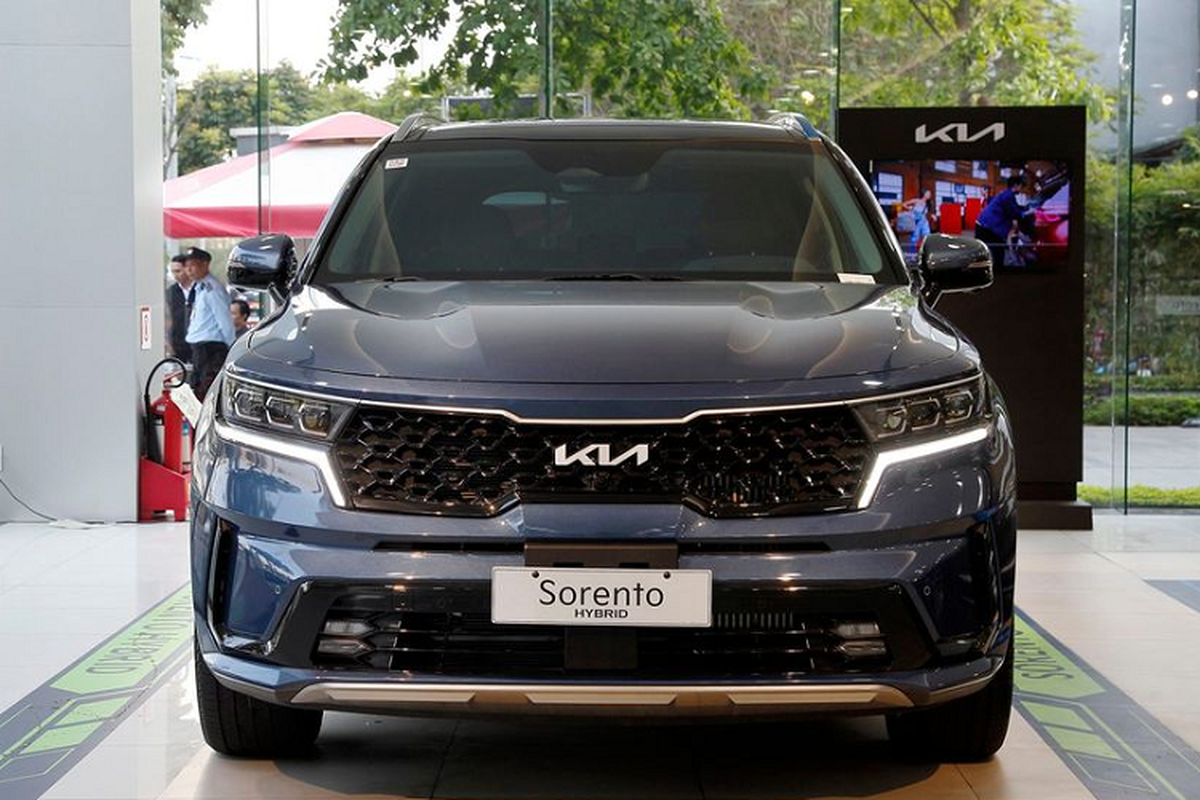 Cận cảnh Kia Sorento HEV/PHEV 2023 từ 1,4 tỷ đồng tại đại lý Việt - Hình 11 Can canh Kia Sorento HEV/PHEV 2023 tu 1,4 ty dong tai dai ly Viet-Hinh-11