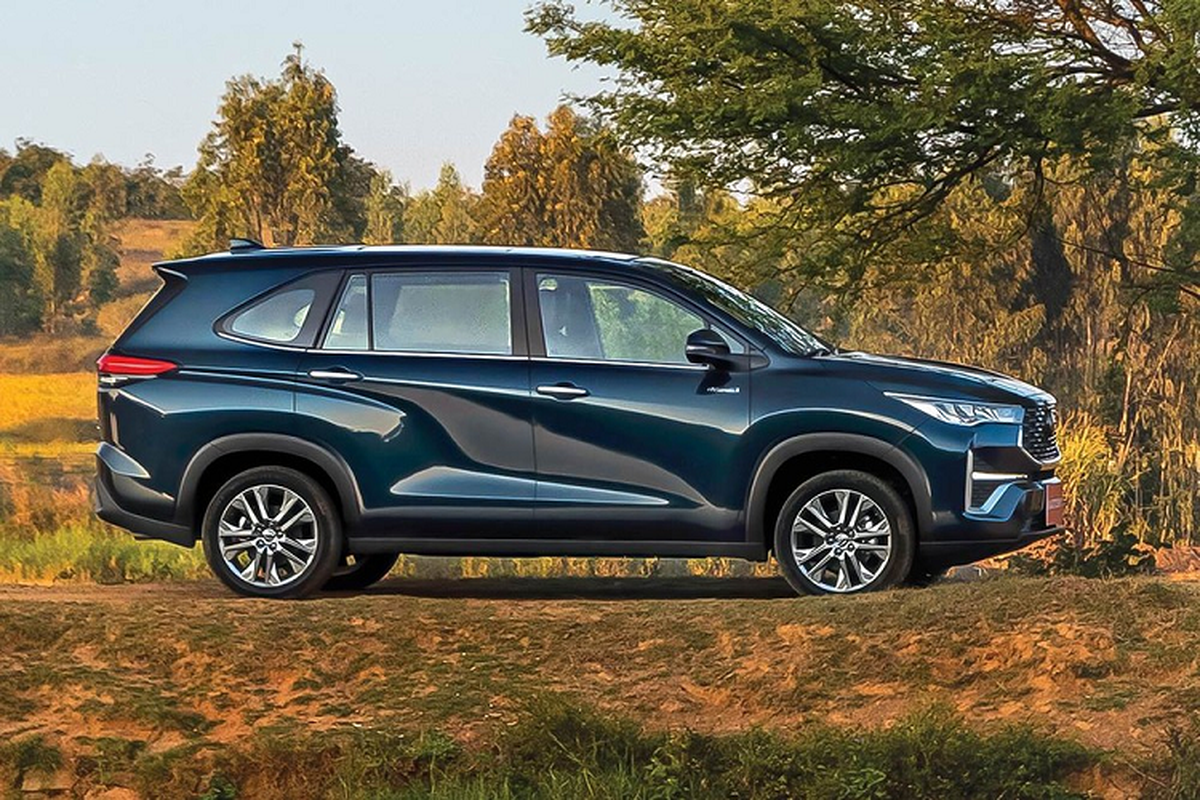 Toyota Innova Hycross 2023 khởi điểm từ 523 triệu đồng, có về Việt Nam? - Hình 3 Toyota Innova Hycross 2023 khoi diem tu 523 trieu dong, co ve Viet Nam?-Hinh-3