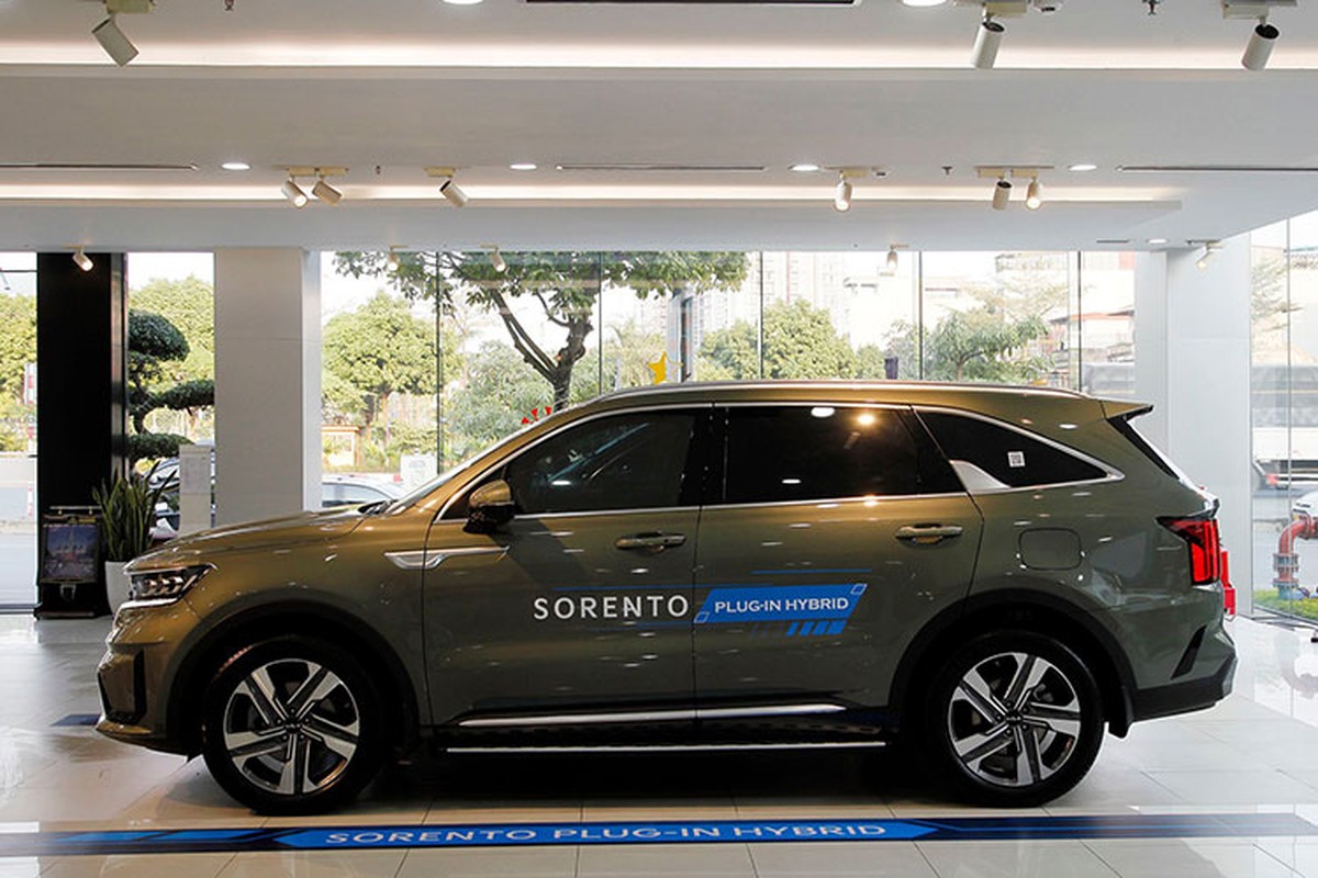 Cận cảnh Kia Sorento HEV/PHEV 2023 từ 1,4 tỷ đồng tại đại lý Việt - Hình 12 Can canh Kia Sorento HEV/PHEV 2023 tu 1,4 ty dong tai dai ly Viet-Hinh-12