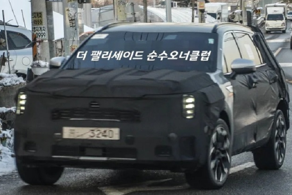 Kia Sorento 2024 dần lộ diện, liệu có “chặt đẹp” đối thủ Hyundai SantaFe? - Hình 3 Kia Sorento 2024 dan lo dien, lieu co “chat dep” doi thu Hyundai SantaFe?-Hinh-3
