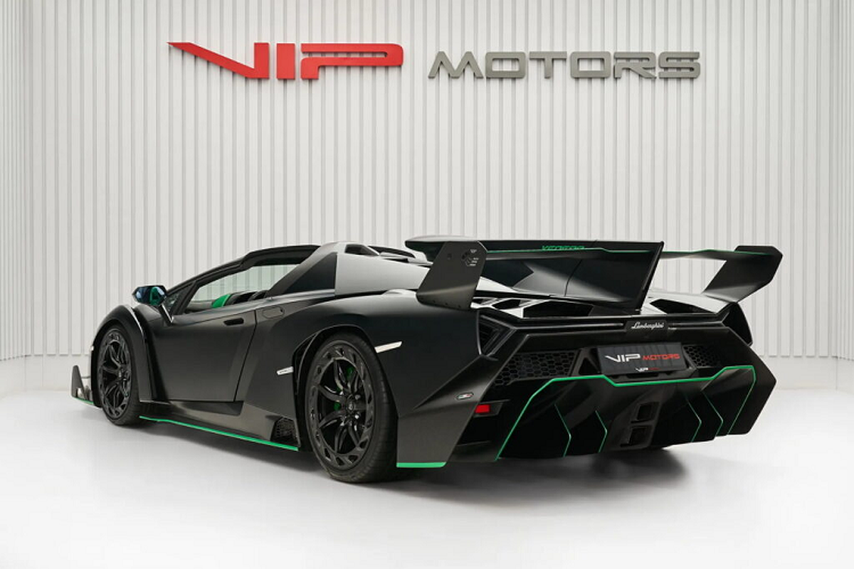 Lamborghini Veneno Roadster được rao bán, giá quy đổi 225 tỷ đồng - Hình 2 Lamborghini Veneno Roadster duoc rao ban, gia quy doi 225 ty dong-Hinh-2