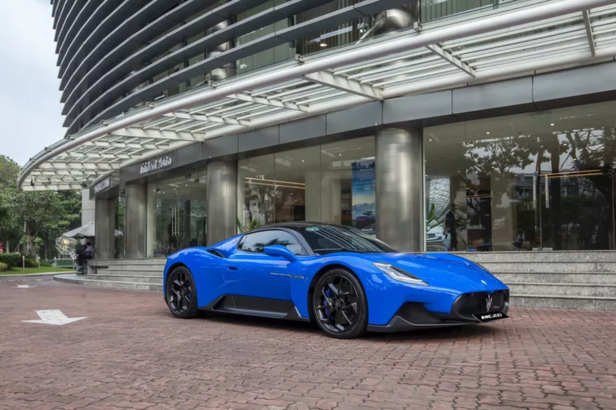 Maserati MC20 chính hãng "chào hàng" đại giai Việt hơn 16 tỷ đồng - Hình 2 Maserati MC20 chinh hang