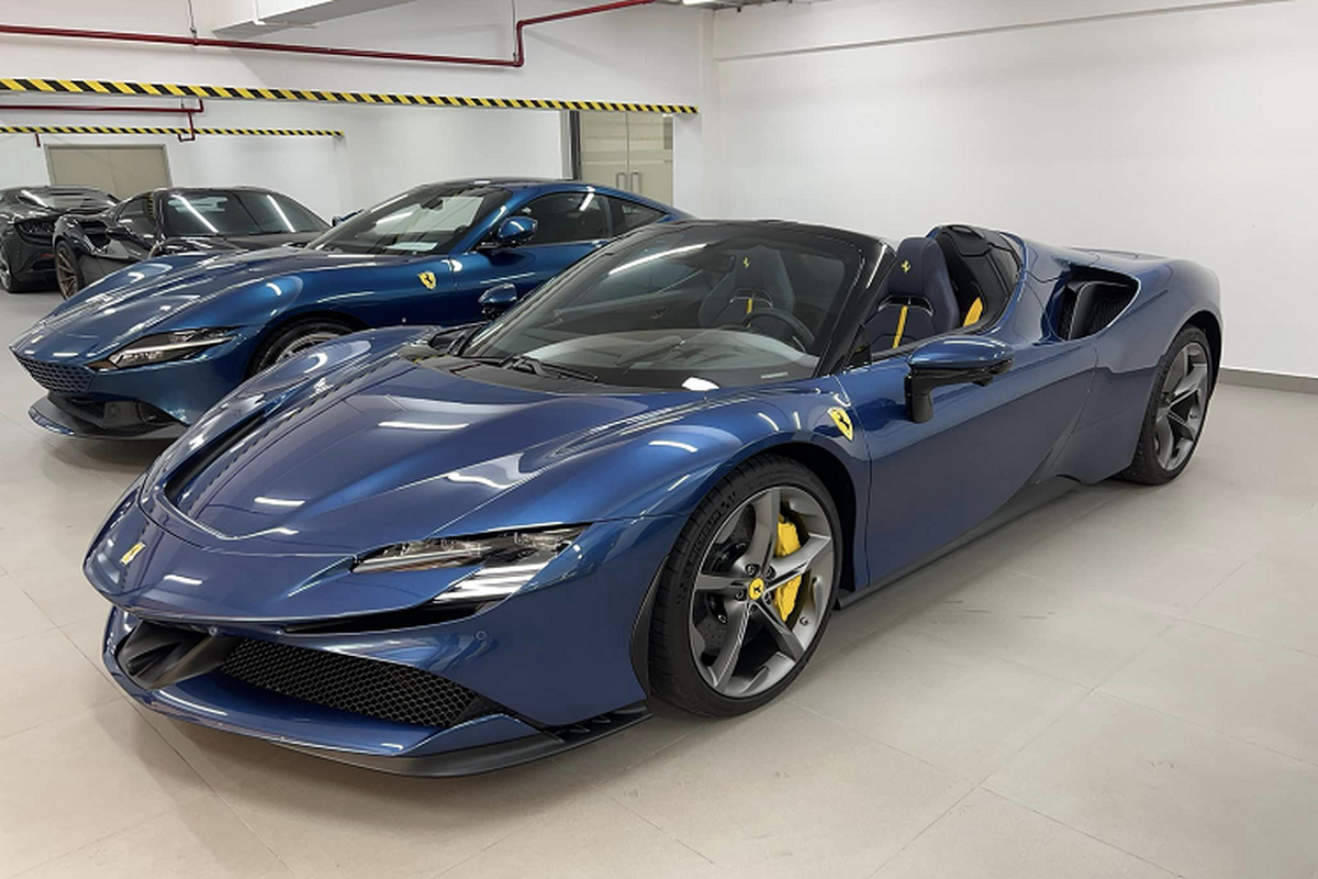 Cường Đô La đưa “nóc nhà” trải nghiệm Ferrari SF90 Spider hơn 50 tỷ - Hình 5 Cuong Do La dua “noc nha” trai nghiem Ferrari SF90 Spider hon 50 ty-Hinh-5