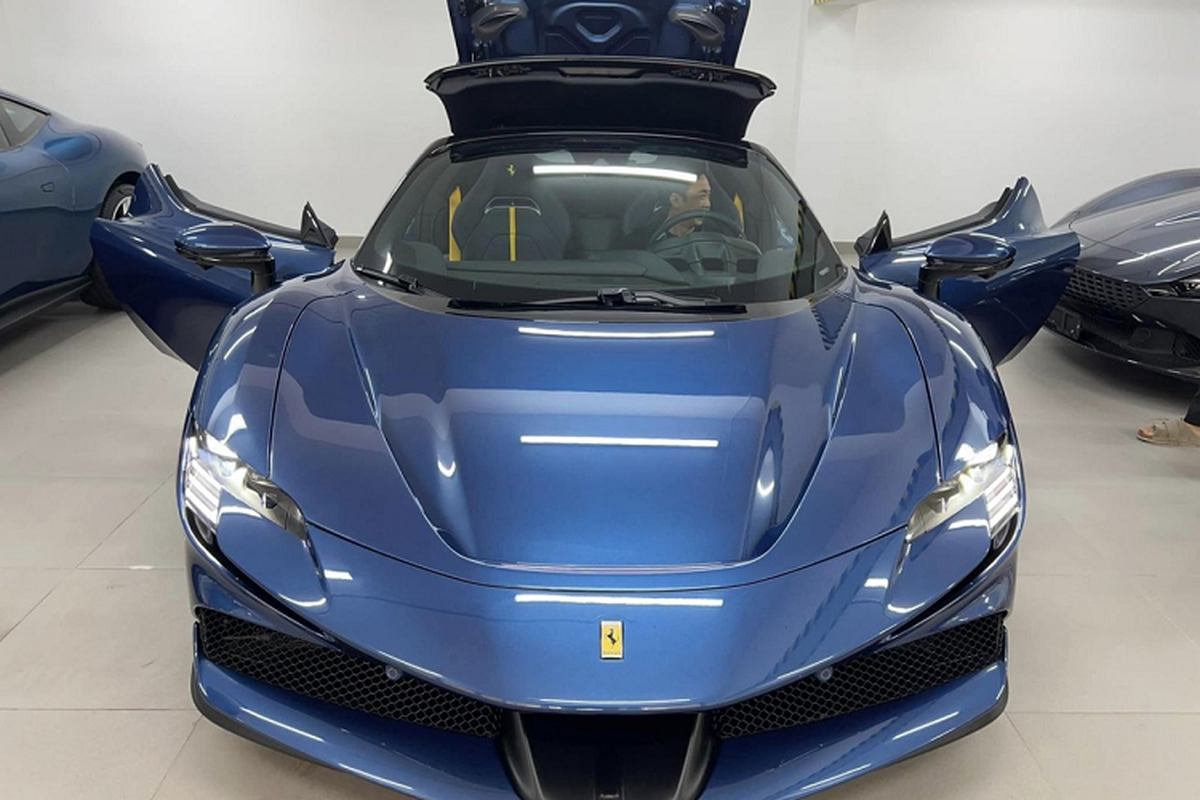 Cường Đô La đưa “nóc nhà” trải nghiệm Ferrari SF90 Spider hơn 50 tỷ - Hình 7 Cuong Do La dua “noc nha” trai nghiem Ferrari SF90 Spider hon 50 ty-Hinh-7