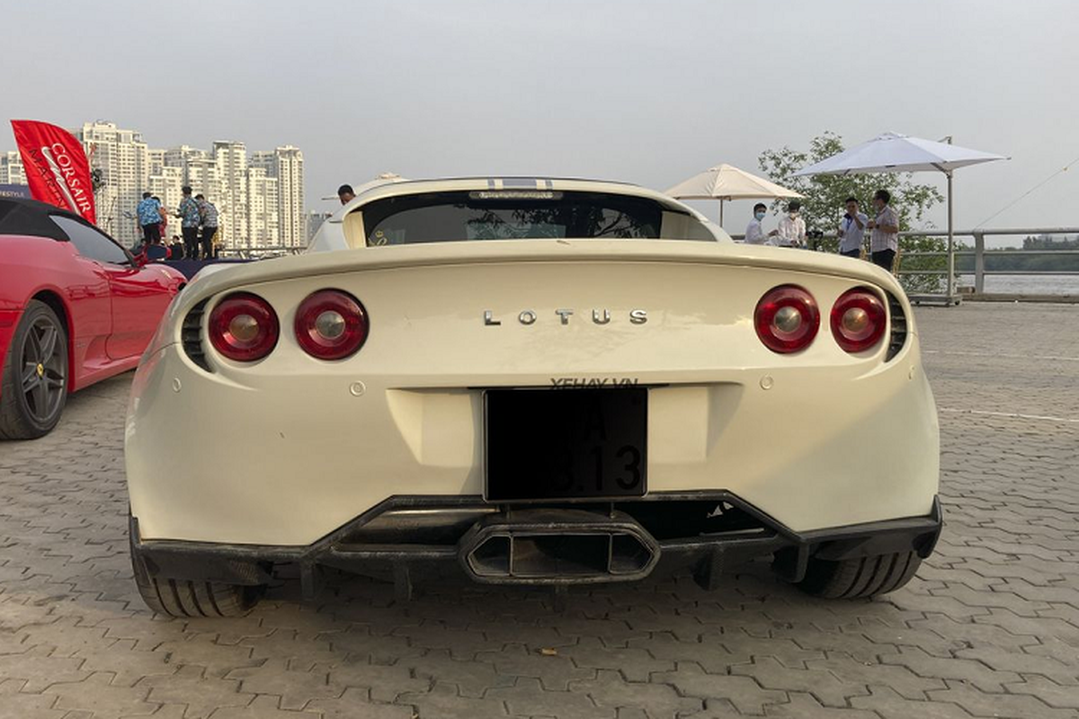 Chạm mặt Lotus Elise S2 độc nhất Việt Nam từng "nằm nhà" Novaland - Hình 10 Cham mat Lotus Elise S2 doc nhat Viet Nam tung