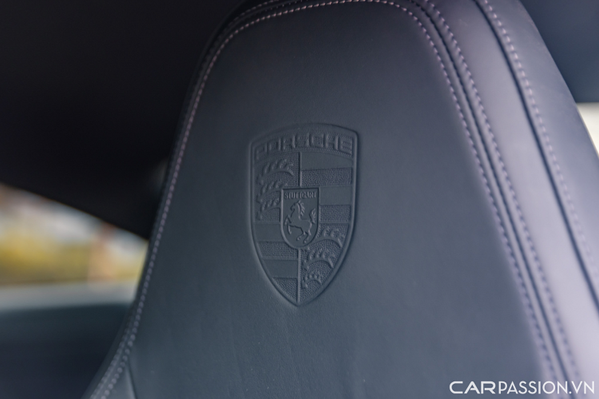 “Ếch vàng” Porsche 911 Carrera chạy lướt chưa đến 10 tỷ ở Hà Nội - Hình 8 “Ech vang” Porsche 911 Carrera chay luot chua den 10 ty o Ha Noi-Hinh-8