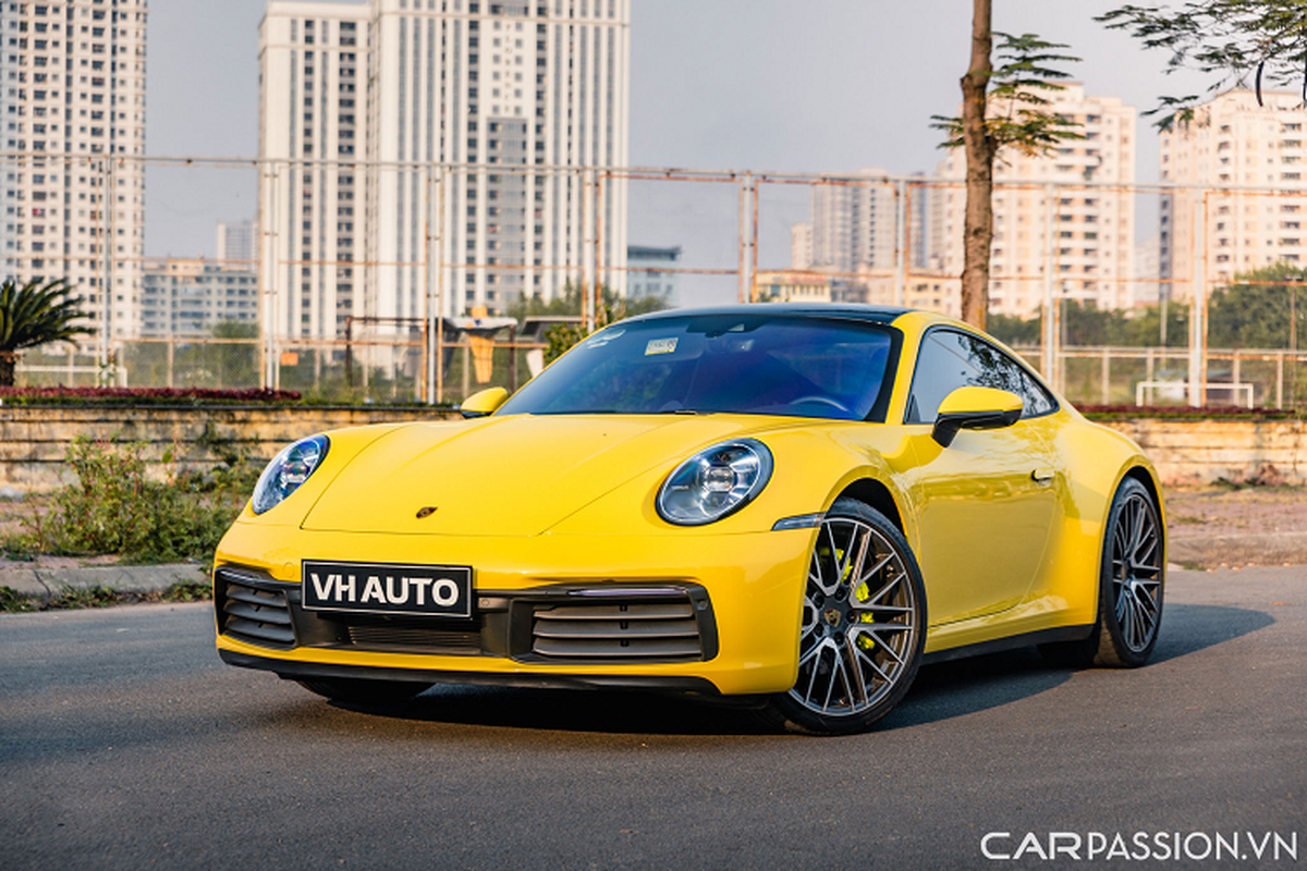 “Ếch vàng” Porsche 911 Carrera chạy lướt chưa đến 10 tỷ ở Hà Nội “Ech vang” Porsche 911 Carrera chay luot chua den 10 ty o Ha Noi