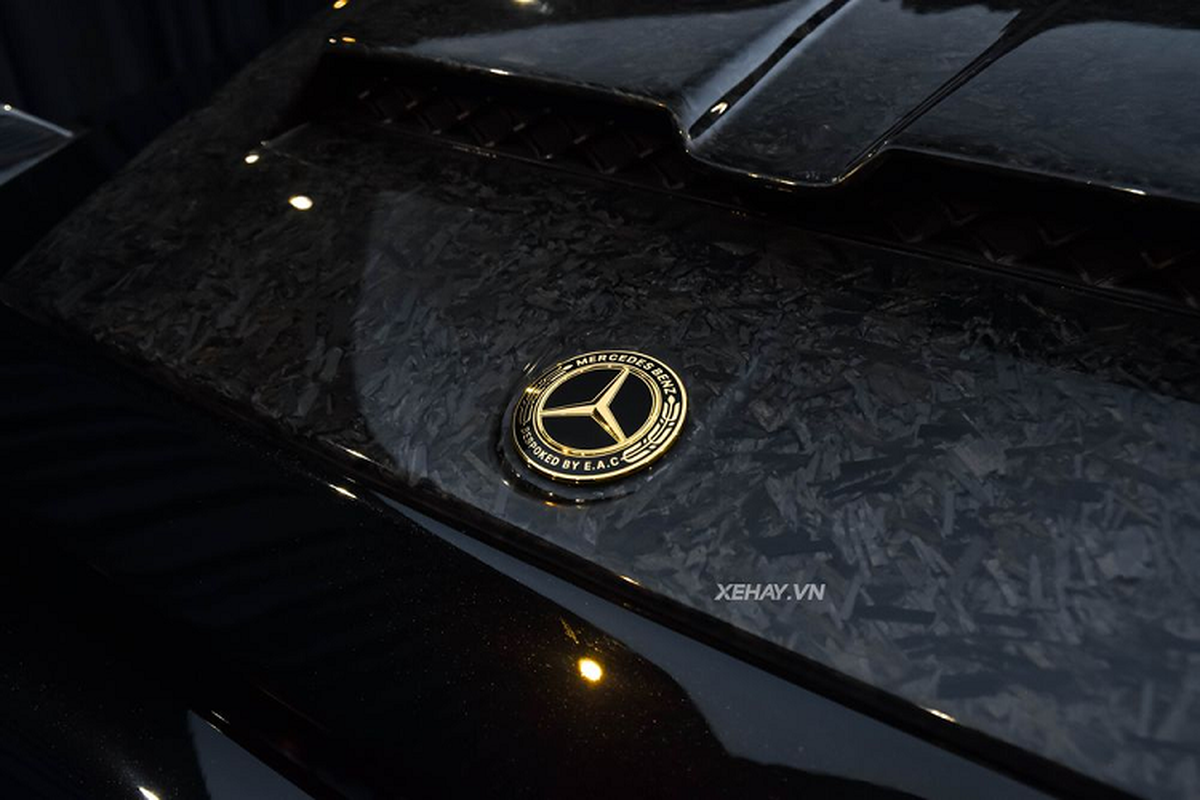 Dân chơi Việt Nam dát 12 lượng vàng 24K lên Mercedes-AMG G63 - Hình 2 Dan choi Viet Nam dat 12 luong vang 24K len Mercedes-AMG G63-Hinh-2