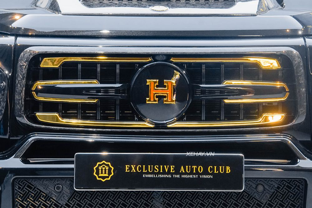 Dân chơi Việt Nam dát 12 lượng vàng 24K lên Mercedes-AMG G63 - Hình 4 Dan choi Viet Nam dat 12 luong vang 24K len Mercedes-AMG G63-Hinh-4
