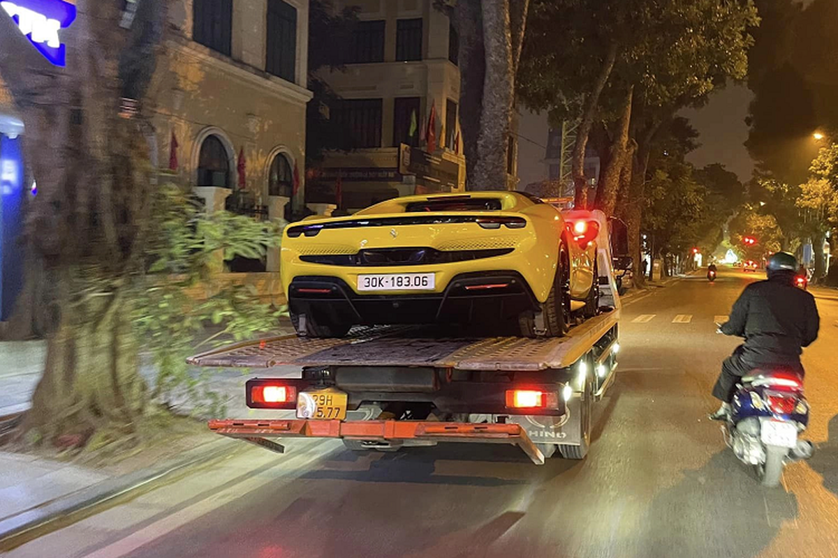 Ferrari 296 GTB more than 21 years old in Ha Noi with Tet Quy Mao-Hinh-7